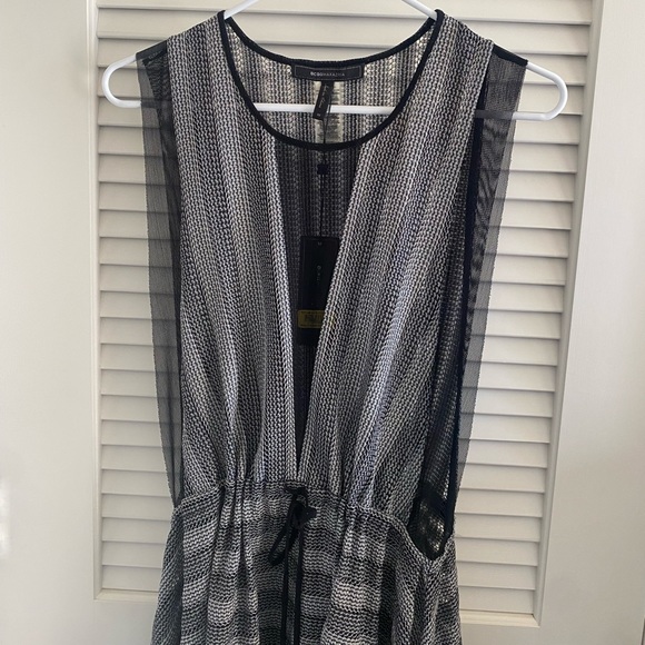 BCBGMAXAZRIA • Dress • Cocktail • Party • Metallic • Size M - Picture 3 of 4